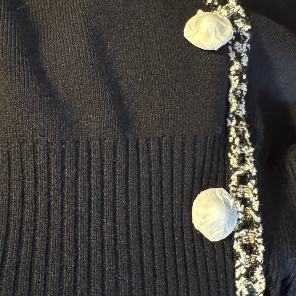NWT (S/4)Formal Silk or Lace Long Sleeves V Neck Velvet Dresses - Picture 8 of 8